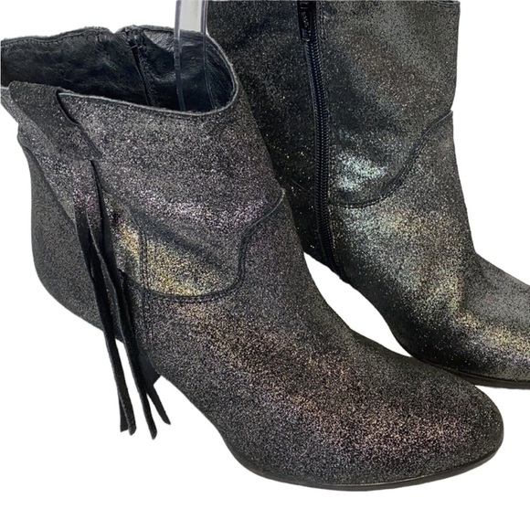Charles David Fray Gunmetal Metallic Fringe Ankle Booties - Picture 2 of 13